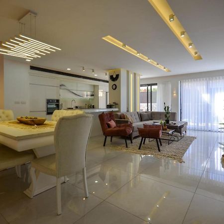 Sweet Home Shahamon Eilat Exterior photo