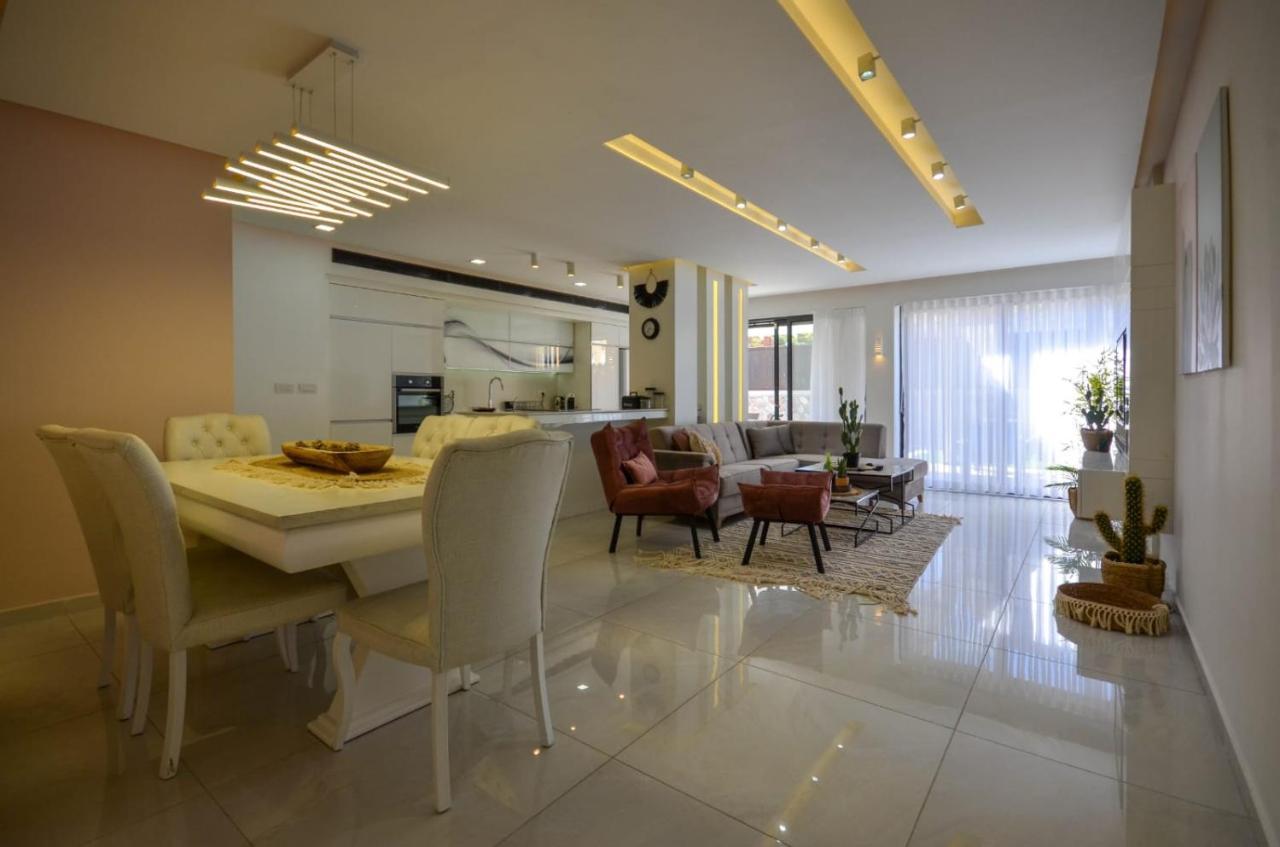 Sweet Home Shahamon Eilat Exterior photo